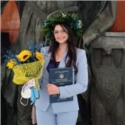 Insegnante di Lettere impartisce lezioni private di Italiano, latino, greco e storia